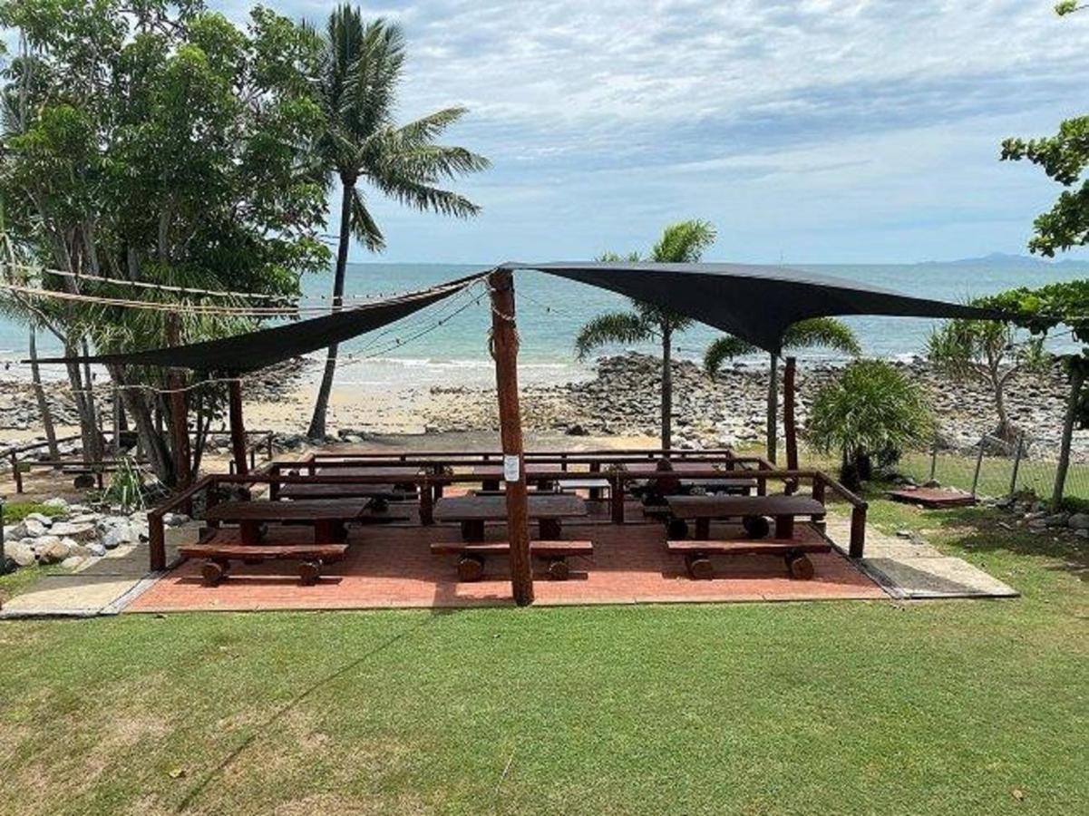 The Resort At Dolphin Heads Mackay Extérieur photo