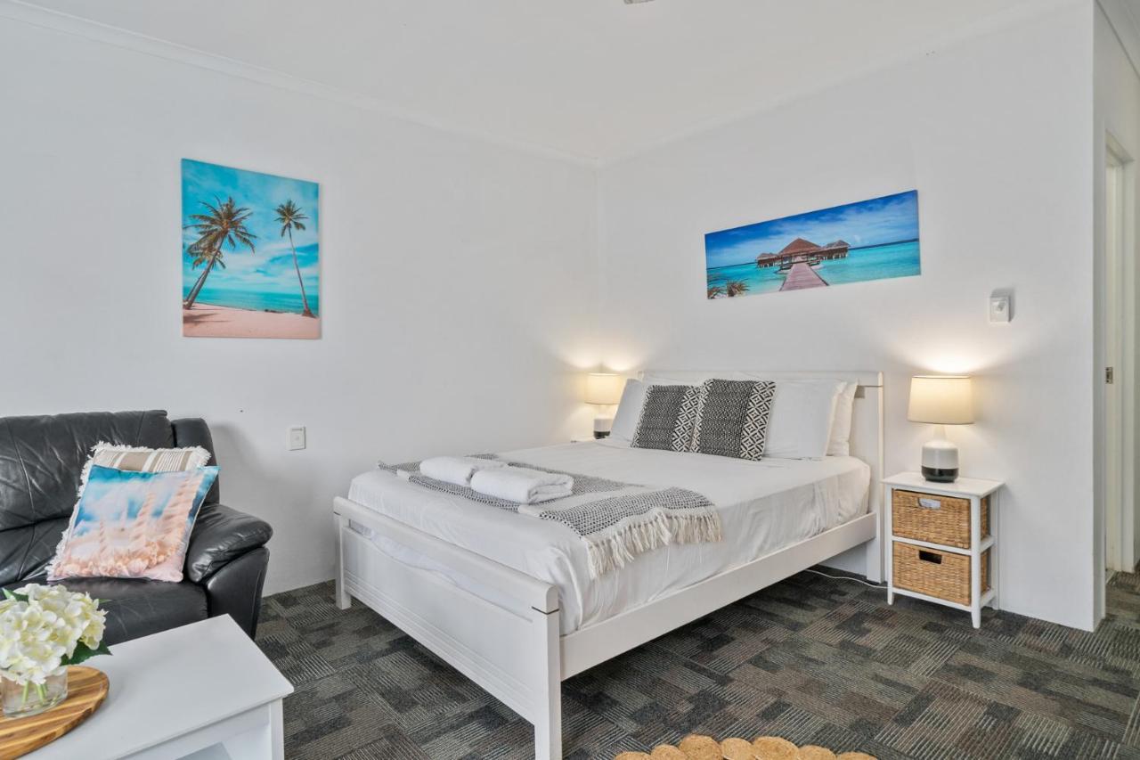 The Resort At Dolphin Heads Mackay Extérieur photo