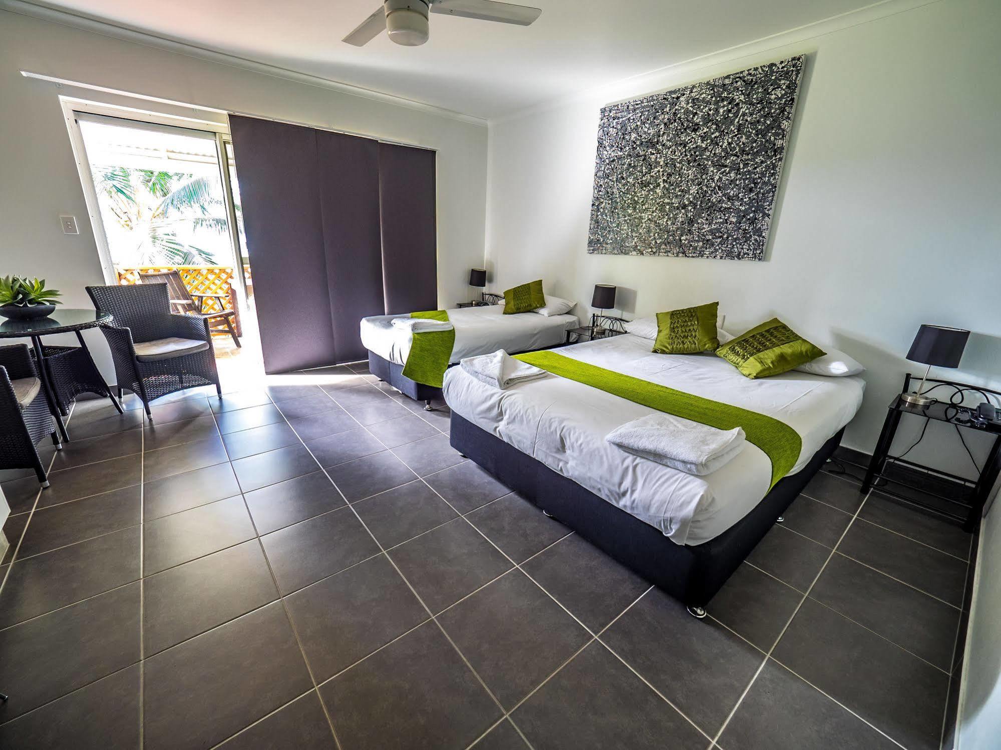 The Resort At Dolphin Heads Mackay Extérieur photo